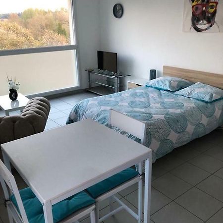 Studio Meuble Confortable Baccarat Luaran gambar