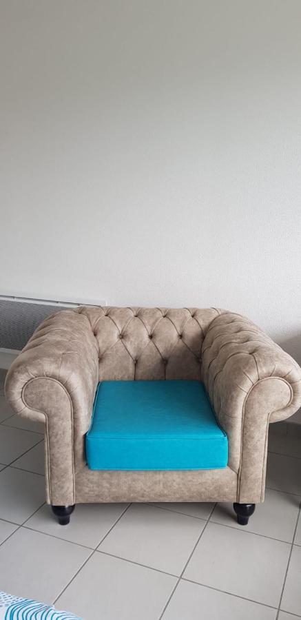 Studio Meuble Confortable Baccarat Luaran gambar